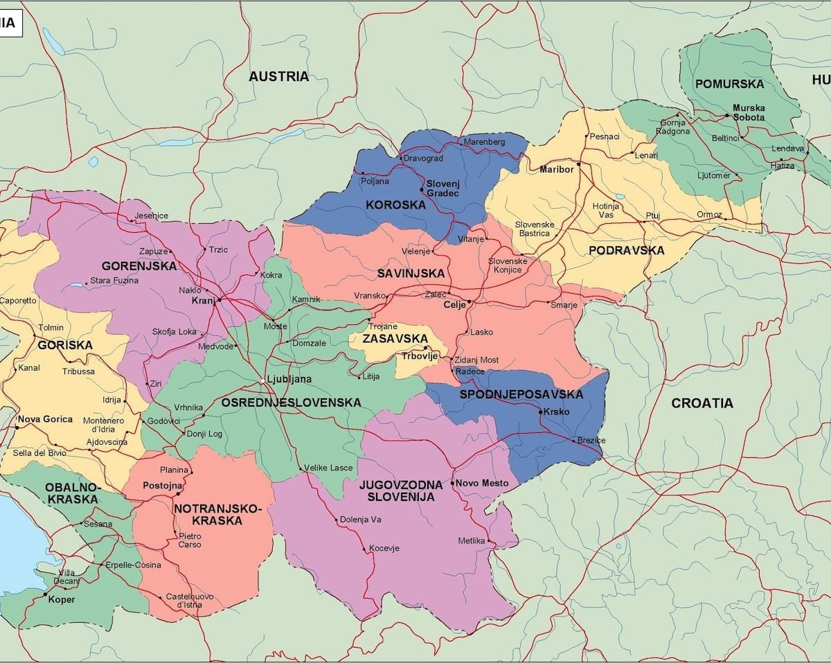Mapa de Eslovenia político
