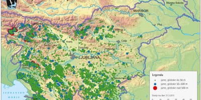 Mapa de las cuevas de Eslovenia